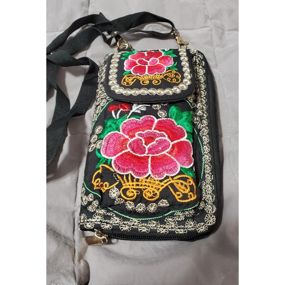 Unbranded Handbags - Embroidered Floral Crossbody Phone Bag Black Zip Wallet Purse Adjustable Strap